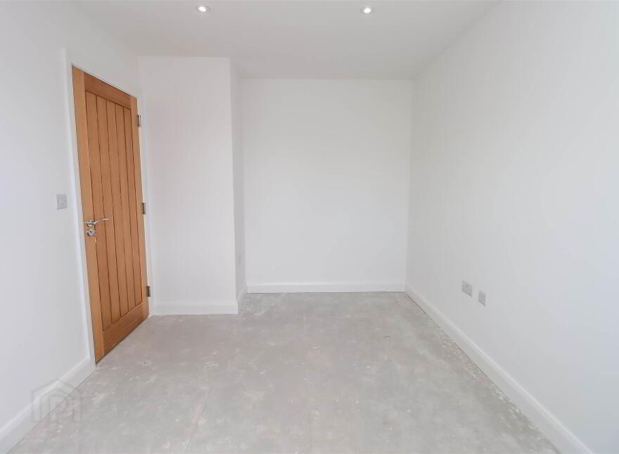 17, A Cherryhill Park, Dundonald, Belfast, BT16 1JD