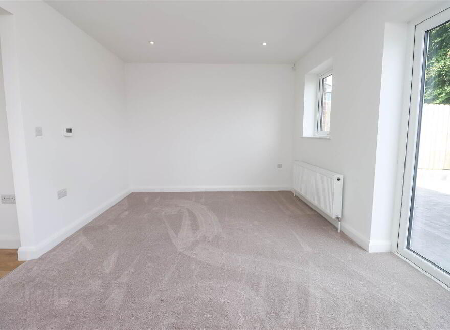 17, A Cherryhill Park, Dundonald, Belfast, BT16 1JD