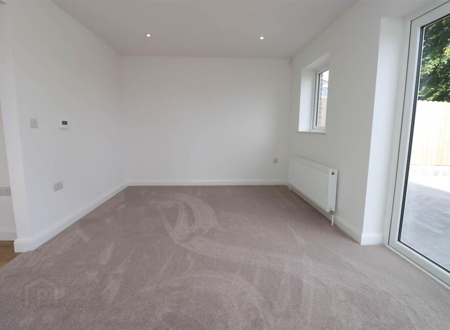 17, A Cherryhill Park, Dundonald, Belfast, BT16 1JD