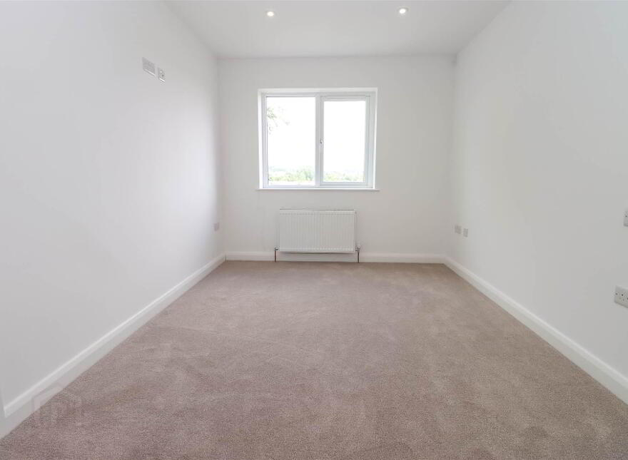 17, A Cherryhill Park, Dundonald, Belfast, BT16 1JD