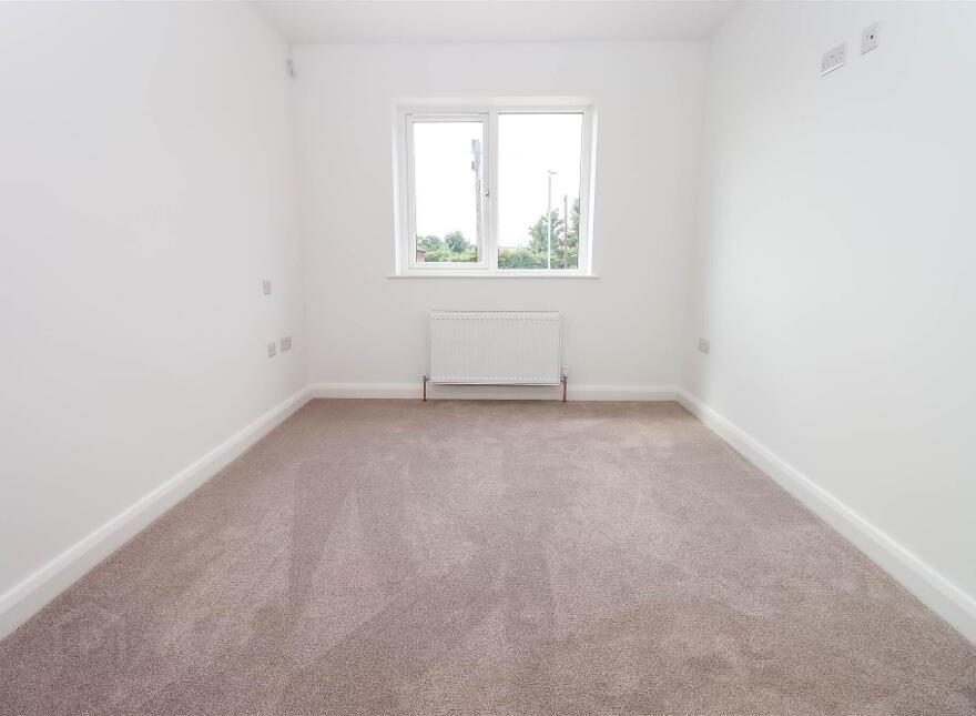 17, A Cherryhill Park, Dundonald, Belfast, BT16 1JD