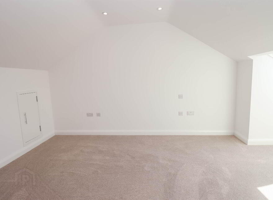 17, A Cherryhill Park, Dundonald, Belfast, BT16 1JD
