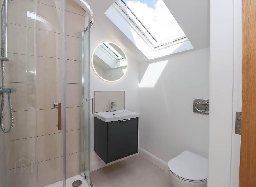 17, A Cherryhill Park, Dundonald, Belfast, BT16 1JD