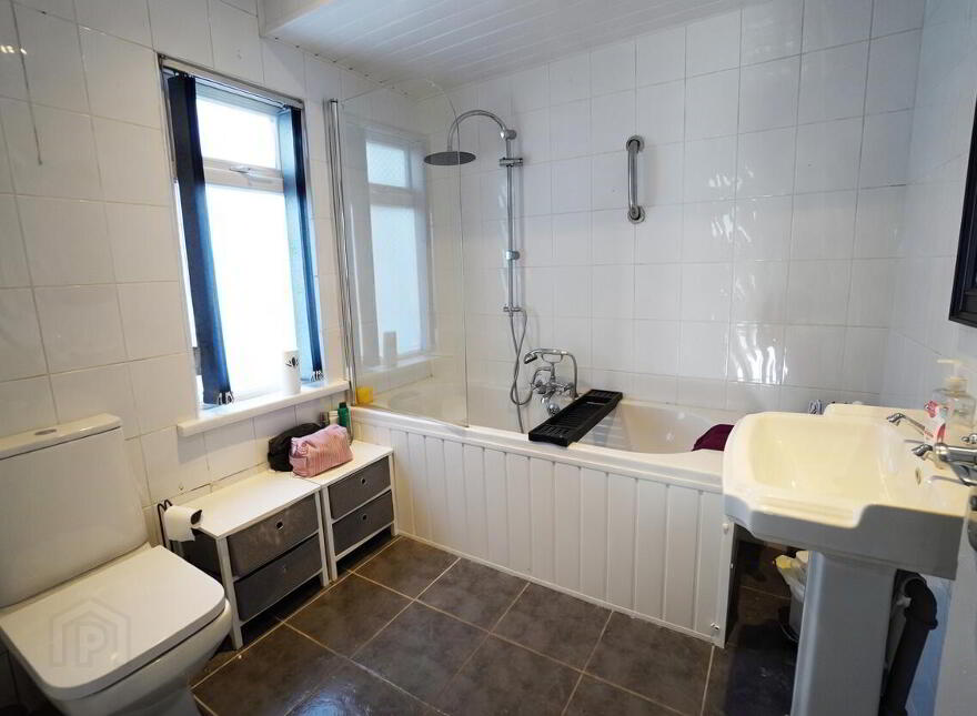63 Ballygomartin Road, Belfast, BT13 3LB