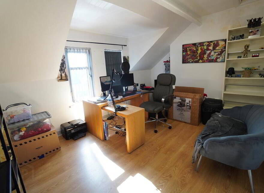 63 Ballygomartin Road, Belfast, BT13 3LB
