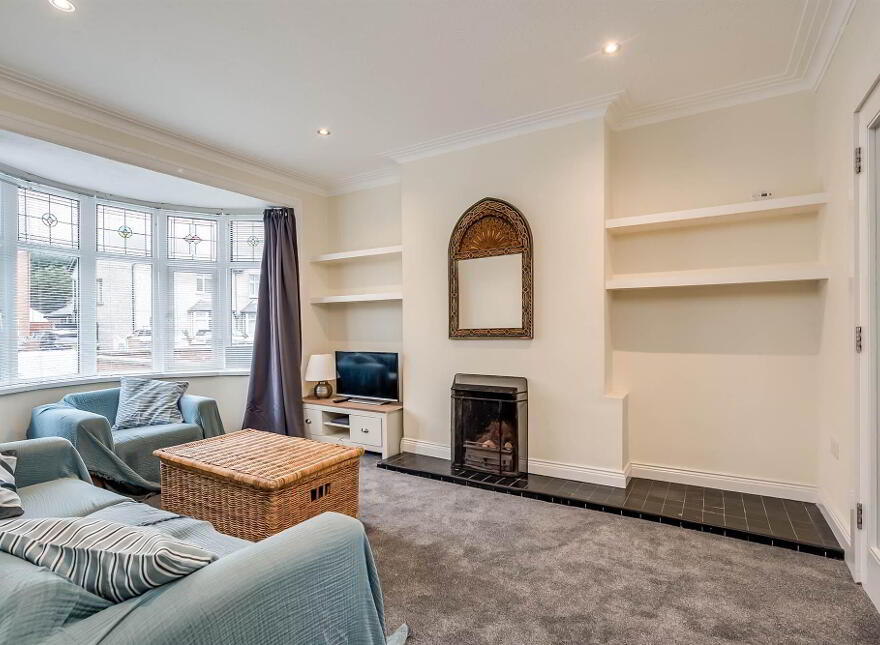 38 Locksley Park, Upper Lisburn Road, Belfast, BT10 0AR
