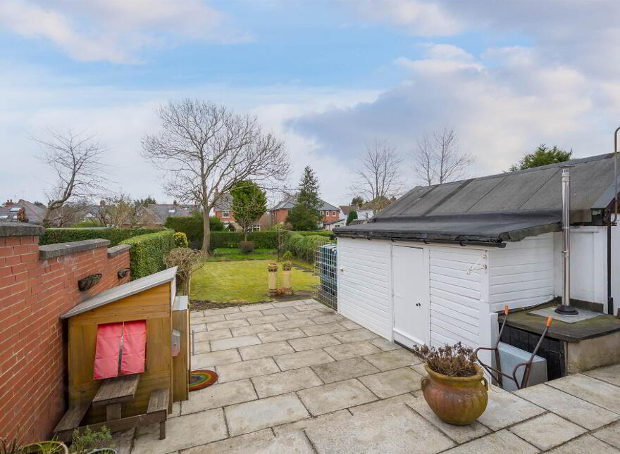 38 Locksley Park, Upper Lisburn Road, Belfast, BT10 0AR