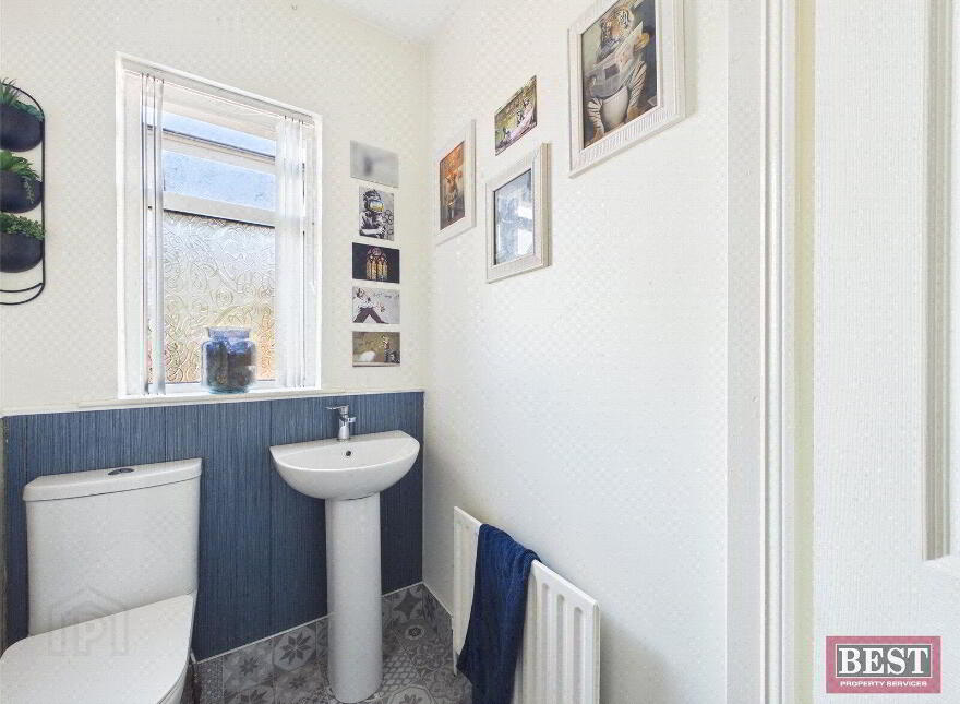 103 Belfast Road, Newry, BT34 1QH