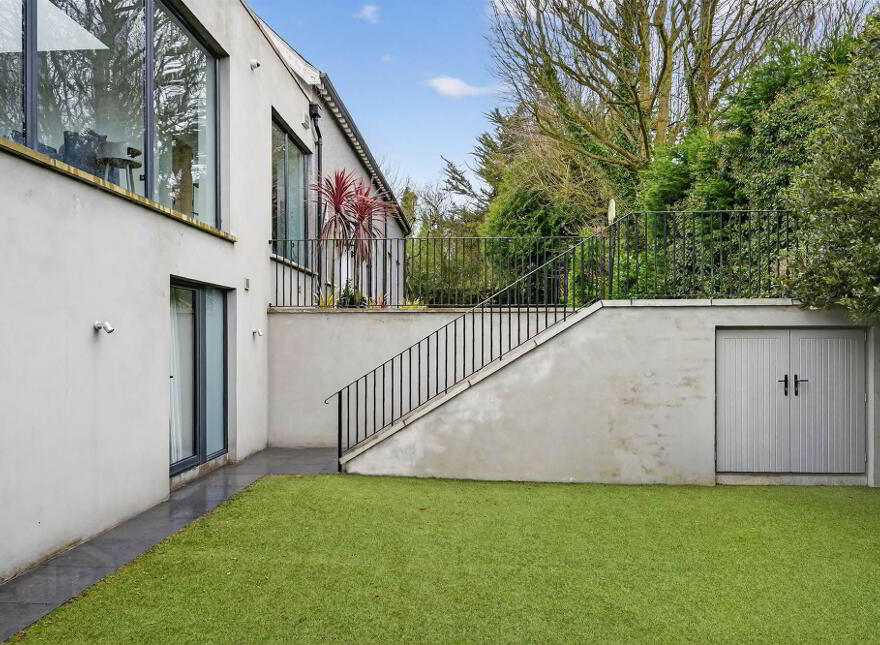 'The Stables', 9 Deramore Park South, Malone Road, Belfast, BT9 5JY