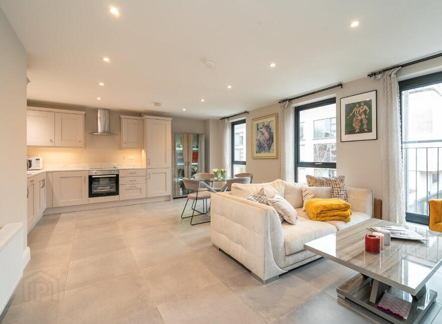Apartment 1 21B Wellington Park Terrace, Belfast, BT9 6DR