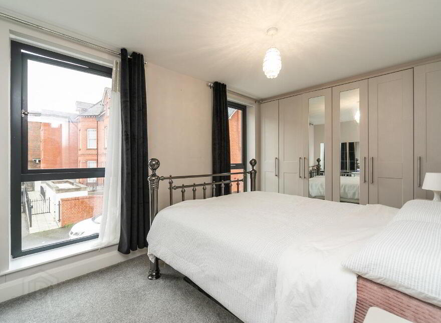 Apartment 1 21B Wellington Park Terrace, Belfast, BT9 6DR