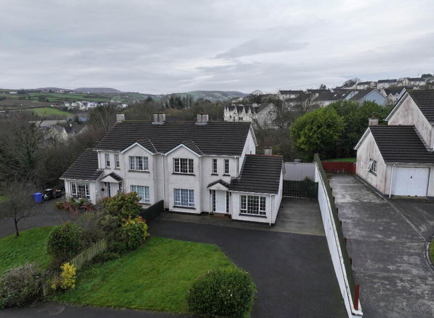 18 Rosebank Court, Moville, F93YV91