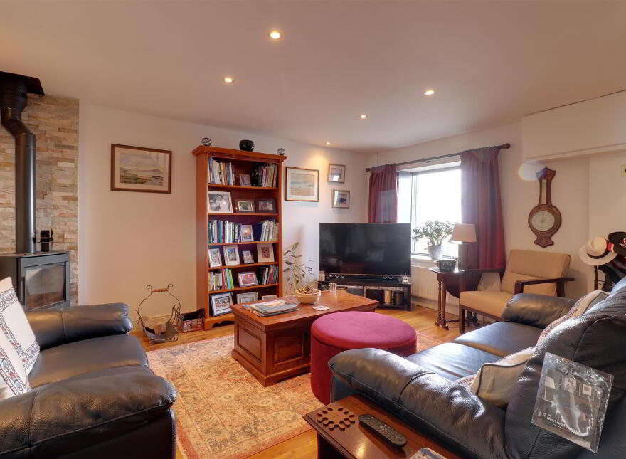 3 Harbour Road, Ballyhalbert, BT22 1BW