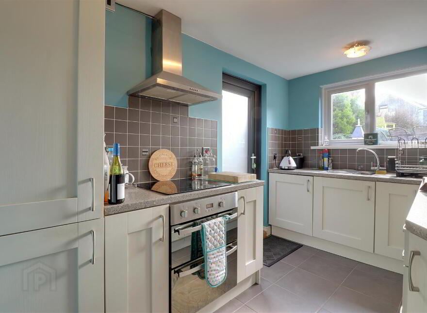 3 Harbour Road, Ballyhalbert, BT22 1BW