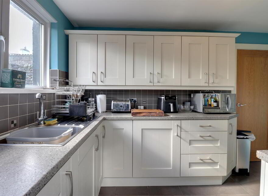 3 Harbour Road, Ballyhalbert, BT22 1BW