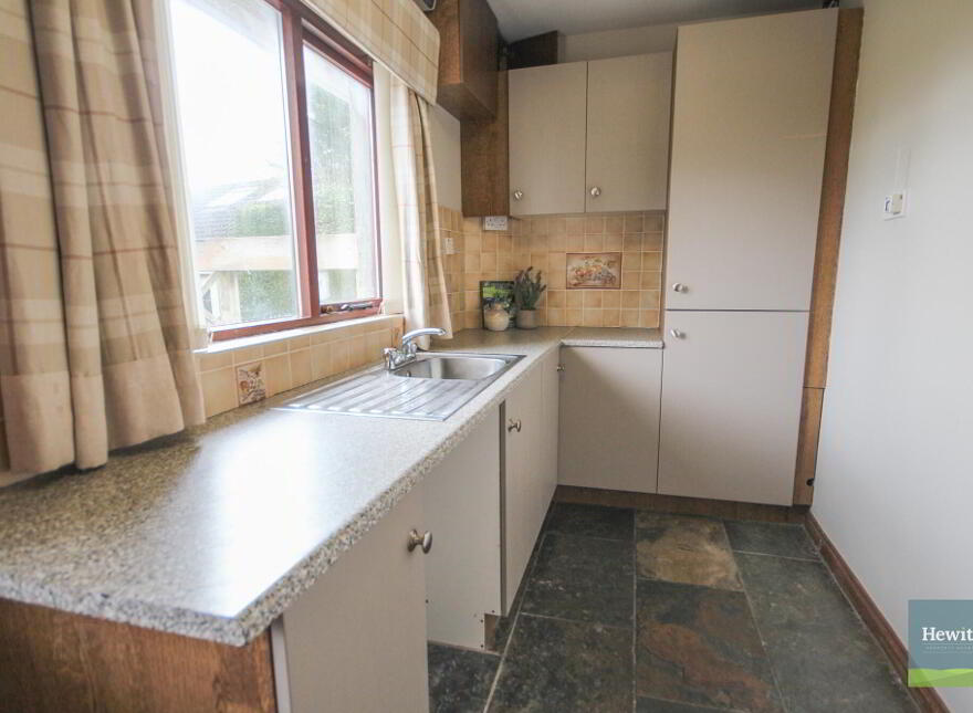 51 Lisnasure Road, Donaghcloney, BT25 1JH