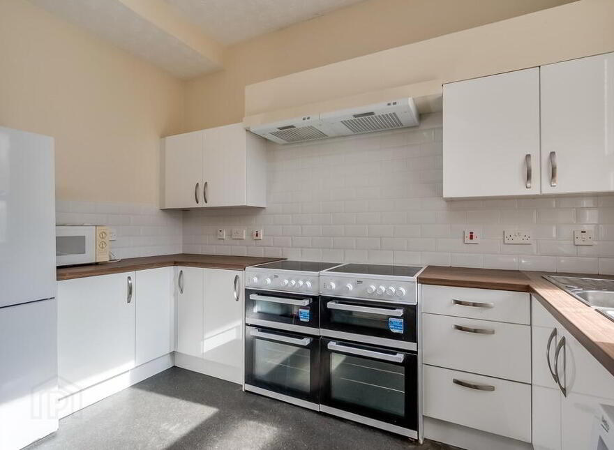 8 Donnybrook Street, Belfast, BT9 7DB