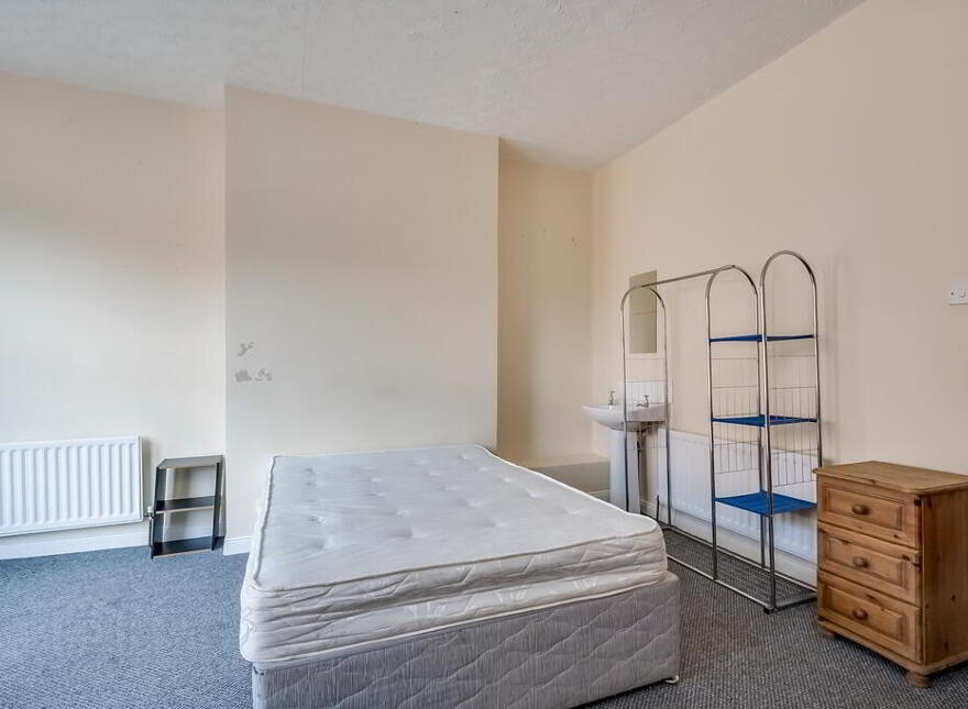 8 Donnybrook Street, Belfast, BT9 7DB