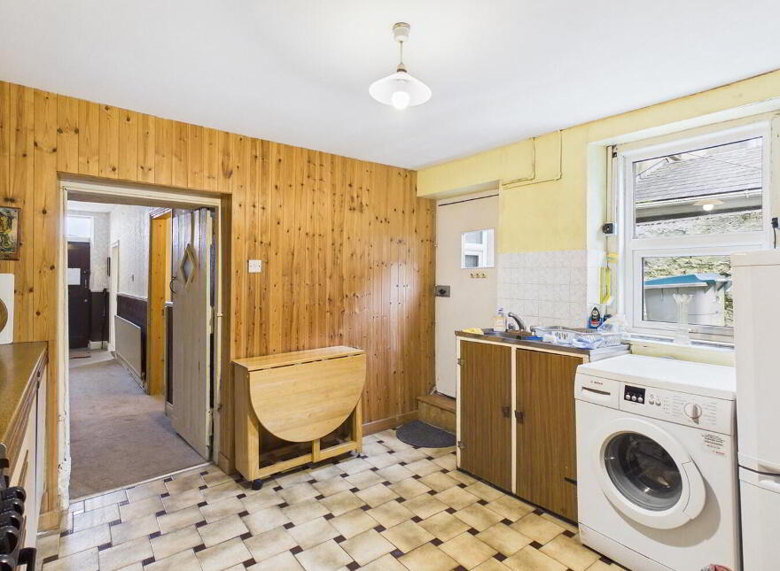 8 The Terrace, Strand Street, Tramore, X91AY68
