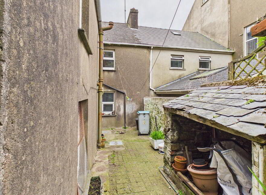 8 The Terrace, Strand Street, Tramore, X91AY68