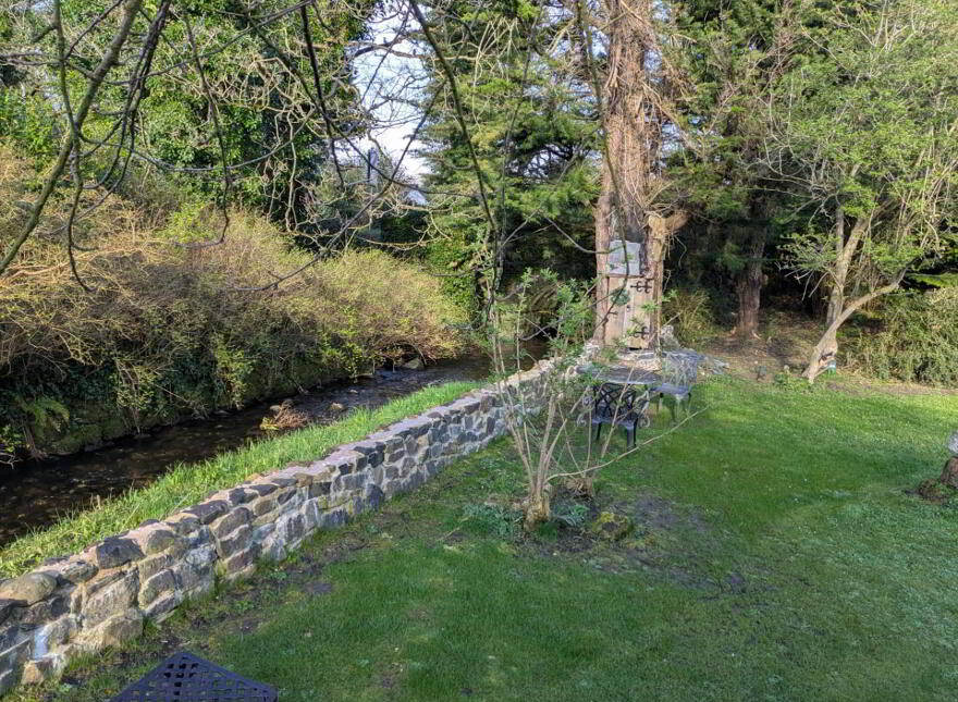 2 Millvale, Ballygally, Larne, BT40 2RF