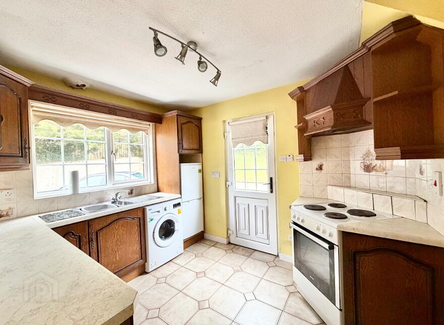 39 Glendore Wood, Killyclogher, Omagh, BT79 7LF