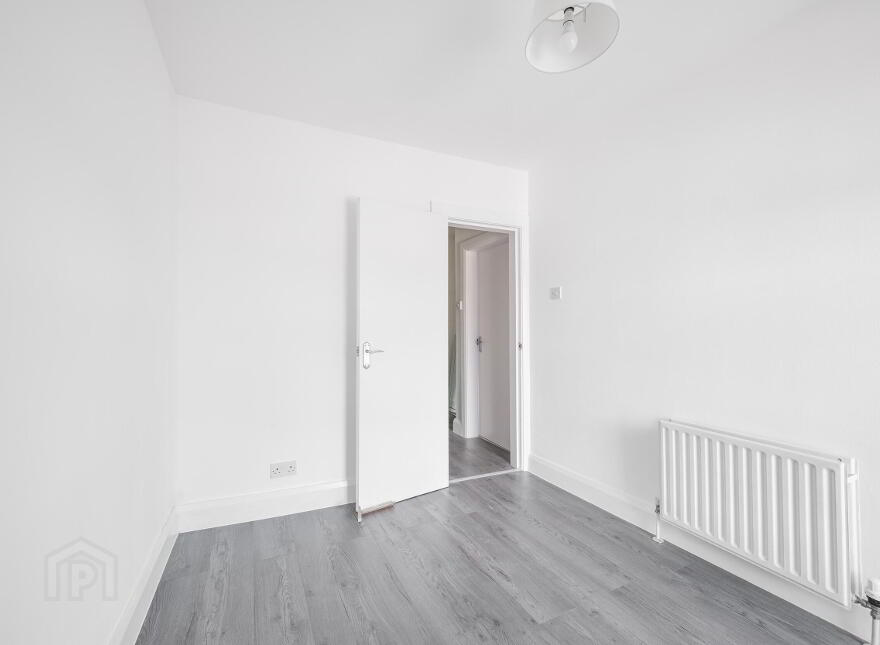 Apt 4, 64 Causeway Street, Portrush, BT56 8AD