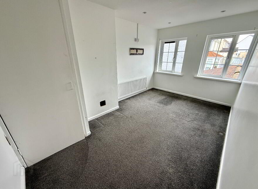 5 Foyle Crescent, Newbuildings, L'Derry, BT47 2QP