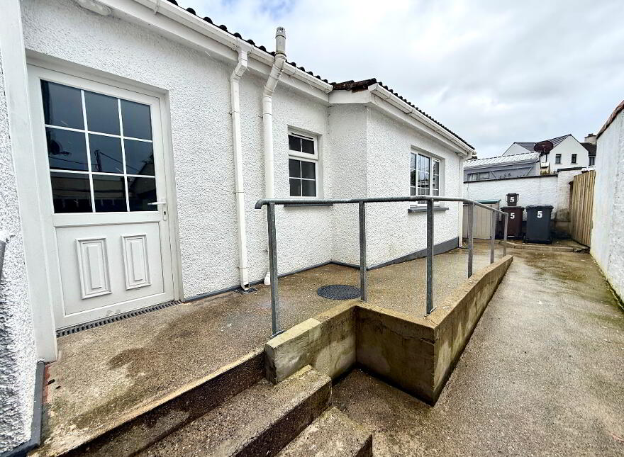 5 Foyle Crescent, Newbuildings, L'Derry, BT47 2QP
