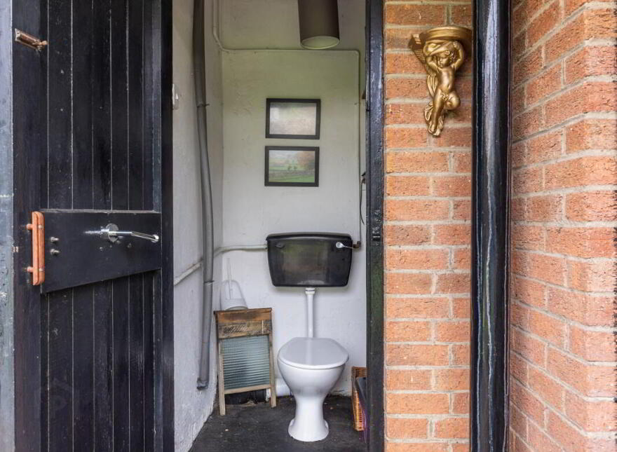 37 Thornhill Drive, Belfast, BT5 7AW