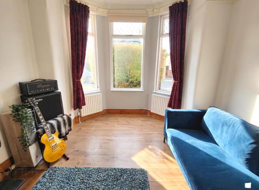 162 Ballygomartin Road, Belfast, BT13 3NF
