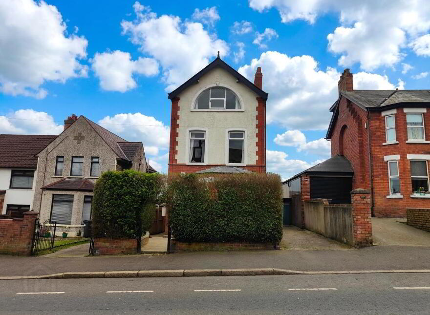 162 Ballygomartin Road, Belfast, BT13 3NF