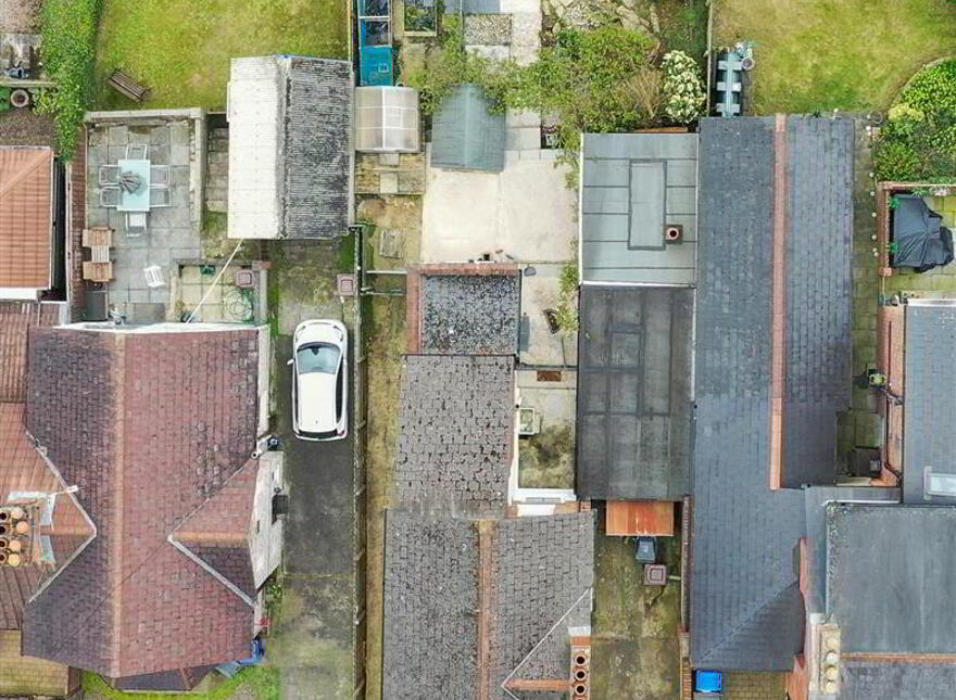 162 Ballygomartin Road, Belfast, BT13 3NF