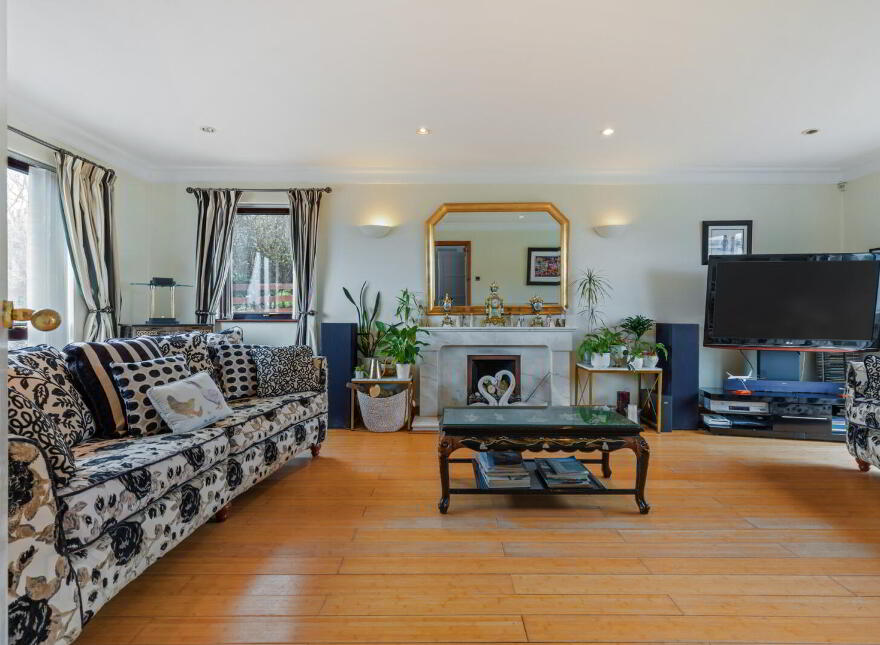 5 The Oaks, Newtownards, BT23 8GZ