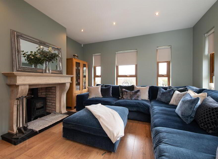 46 Cherryhill Road, Ballynahinch, BT24 8NW