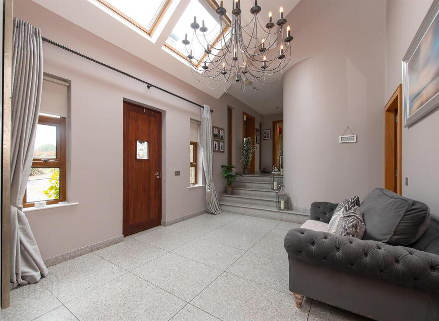46 Cherryhill Road, Ballynahinch, BT24 8NW