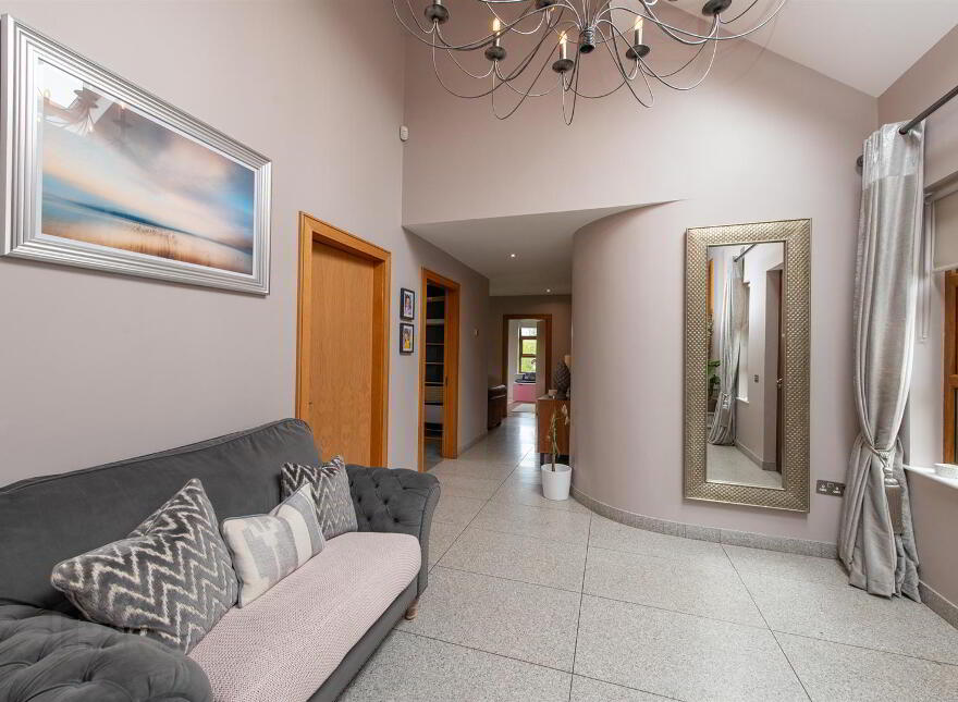46 Cherryhill Road, Ballynahinch, BT24 8NW