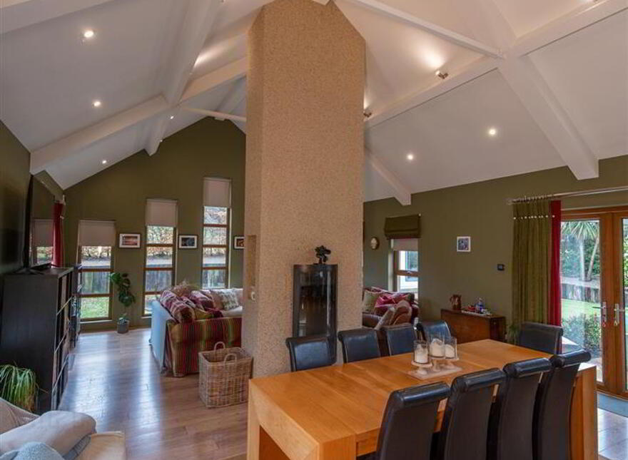 46 Cherryhill Road, Ballynahinch, BT24 8NW