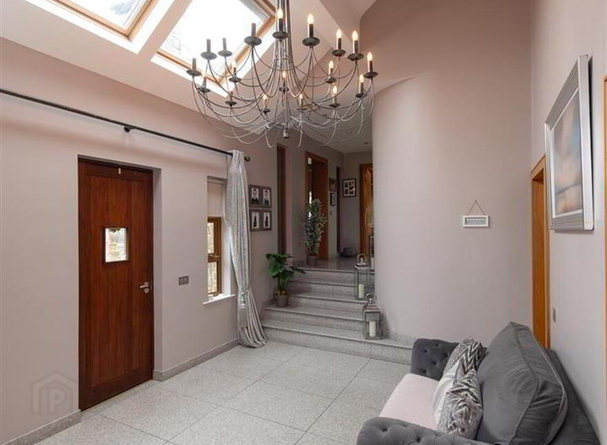 46 Cherryhill Road, Ballynahinch, BT24 8NW