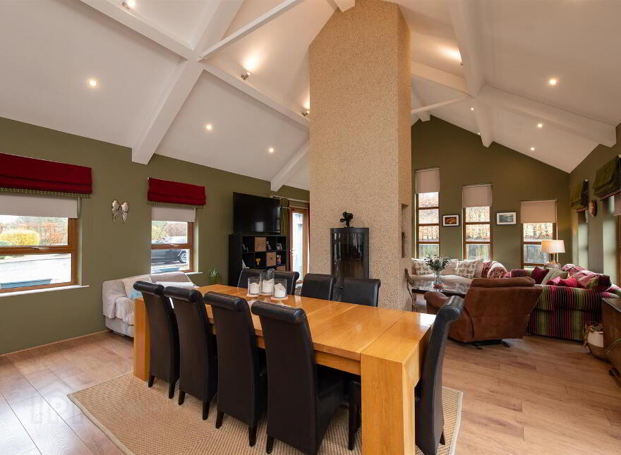 46 Cherryhill Road, Ballynahinch, BT24 8NW