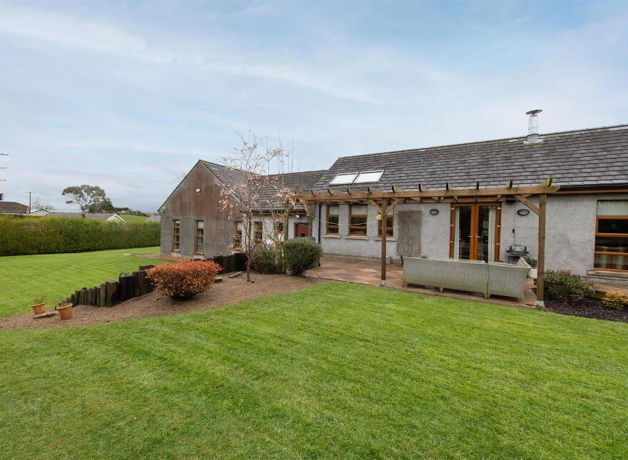 46 Cherryhill Road, Ballynahinch, BT24 8NW