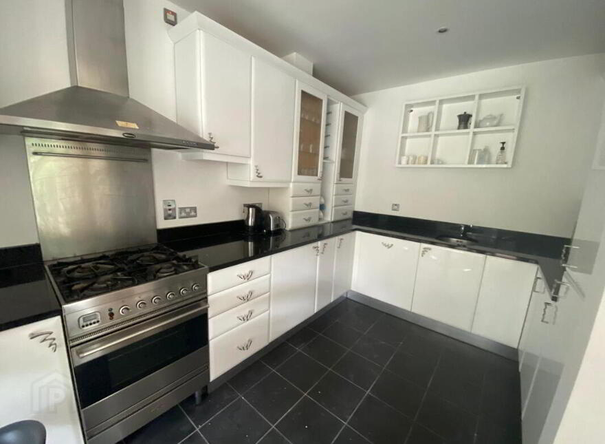 Apartment 1 6 Sans Souci Park, Belfast, BT9 5BZ