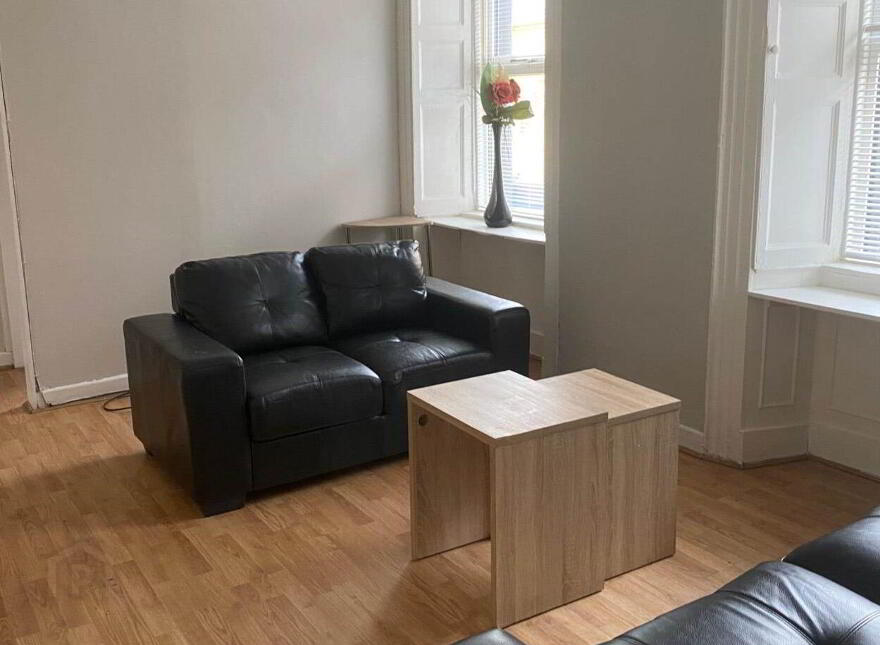 9 Duke Street, Athy, R14HR60