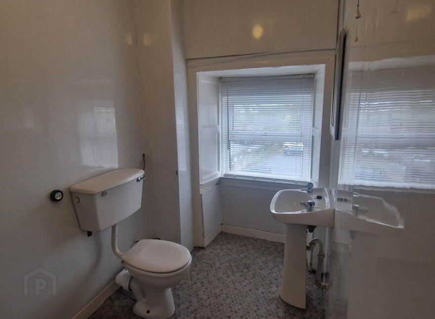 9 Duke Street, Athy, R14HR60