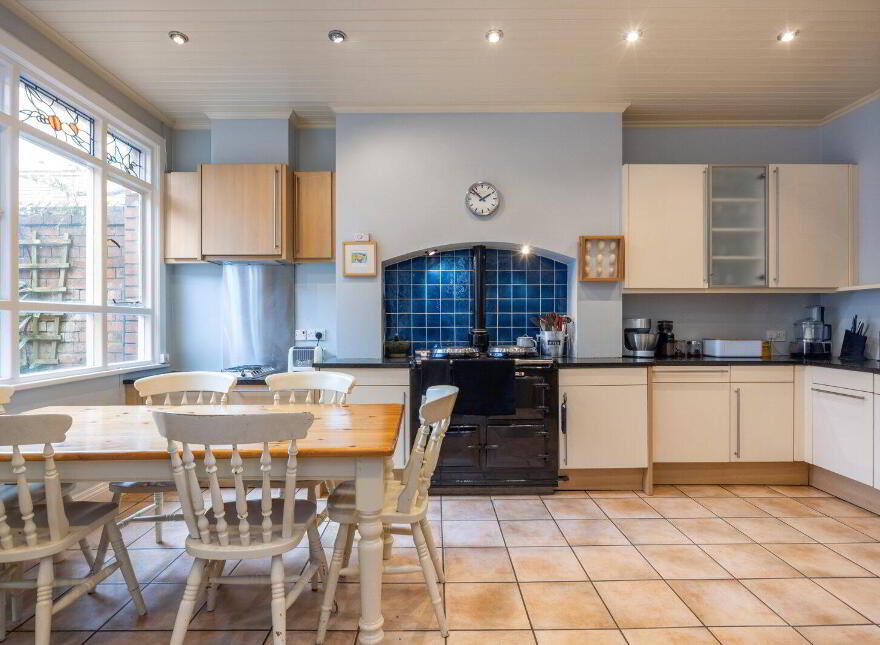 30 Cadogan Park, Belfast, BT9 6HH