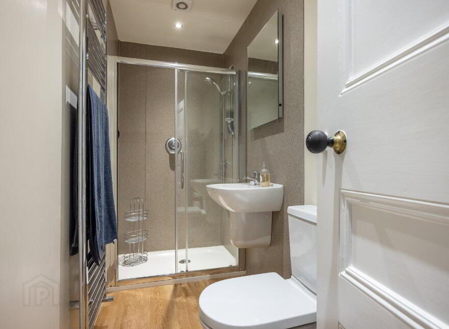 30 Cadogan Park, Belfast, BT9 6HH