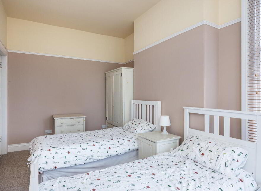 30 Cadogan Park, Belfast, BT9 6HH