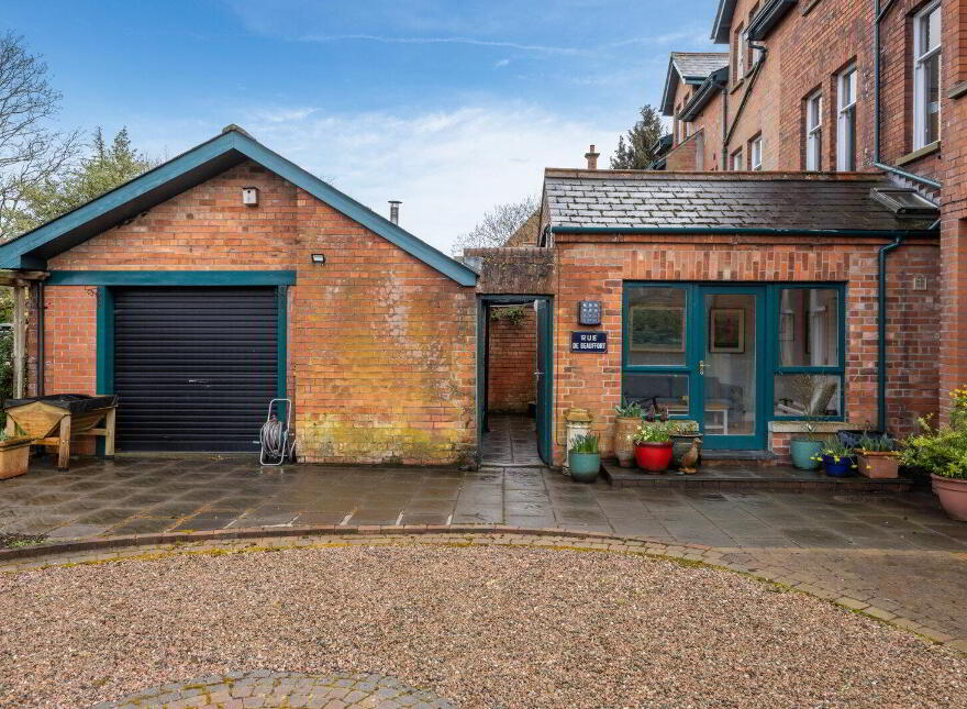 30 Cadogan Park, Belfast, BT9 6HH