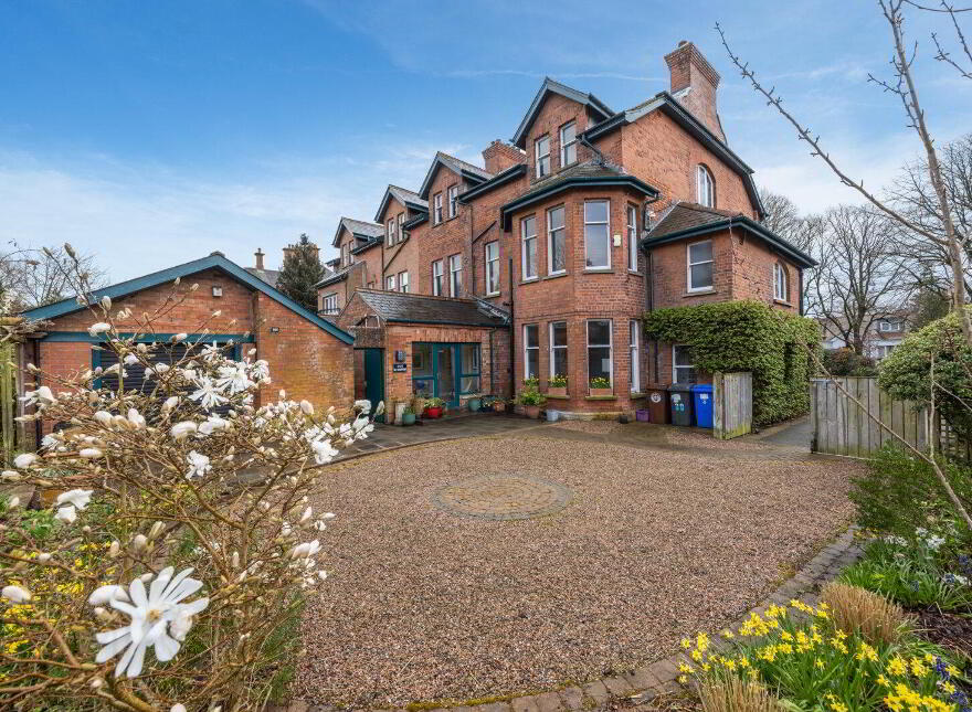 30 Cadogan Park, Belfast, BT9 6HH