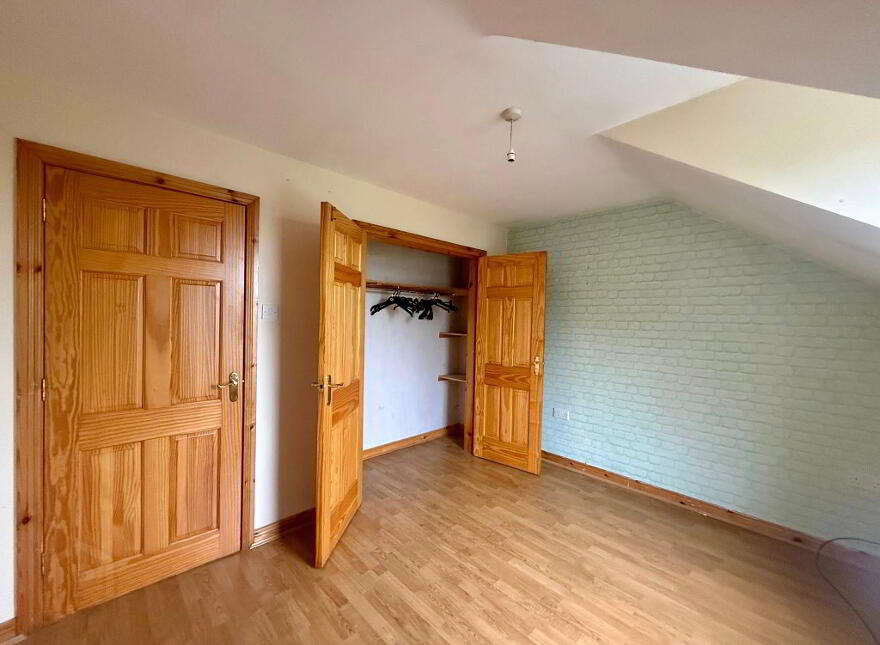 8 Loughview Park, Kilrea, Coleraine, Ballymoney, BT51 5RN